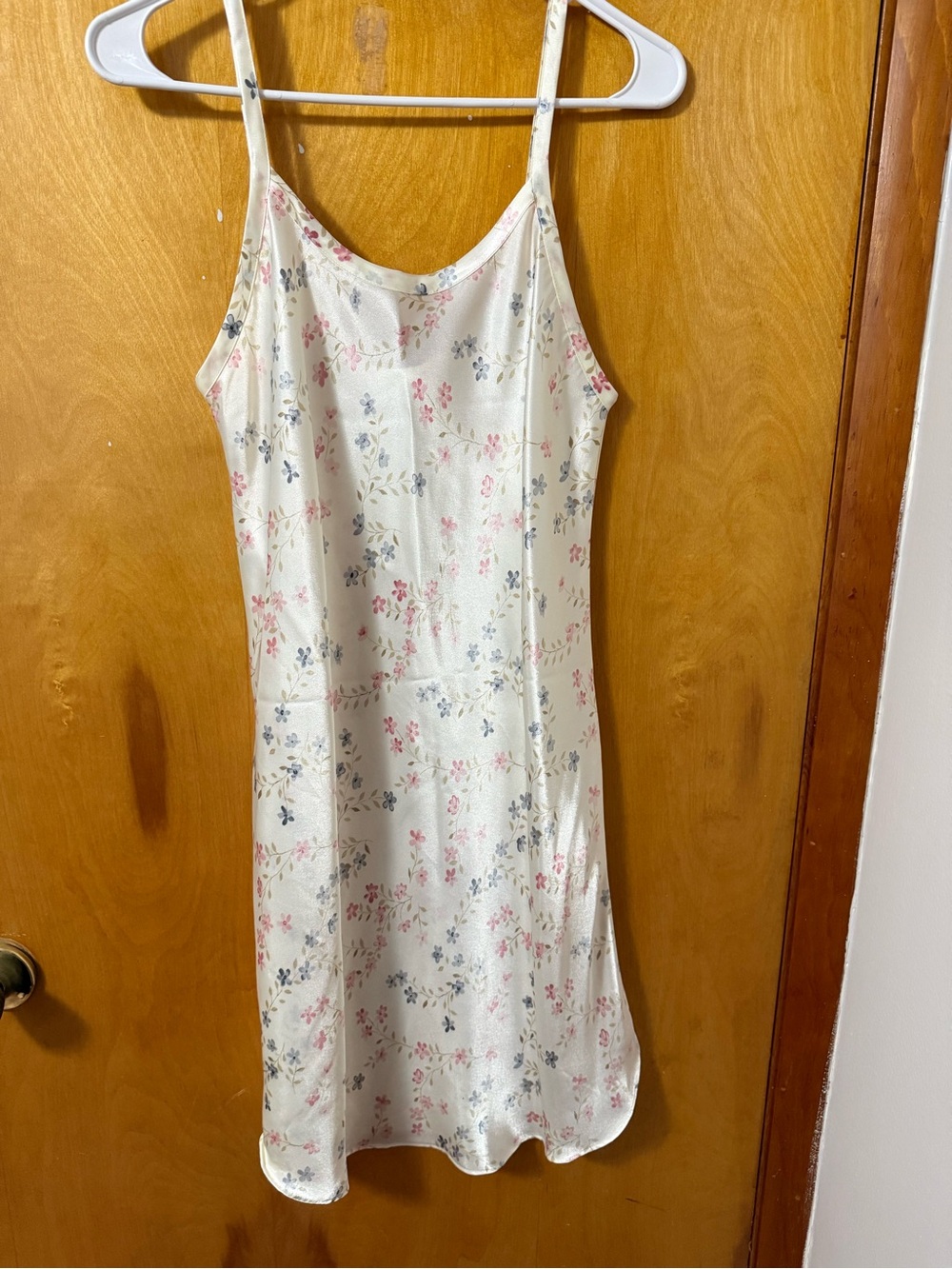 Gilligan & O'Malley Cream Floral Satin Slip Chemise